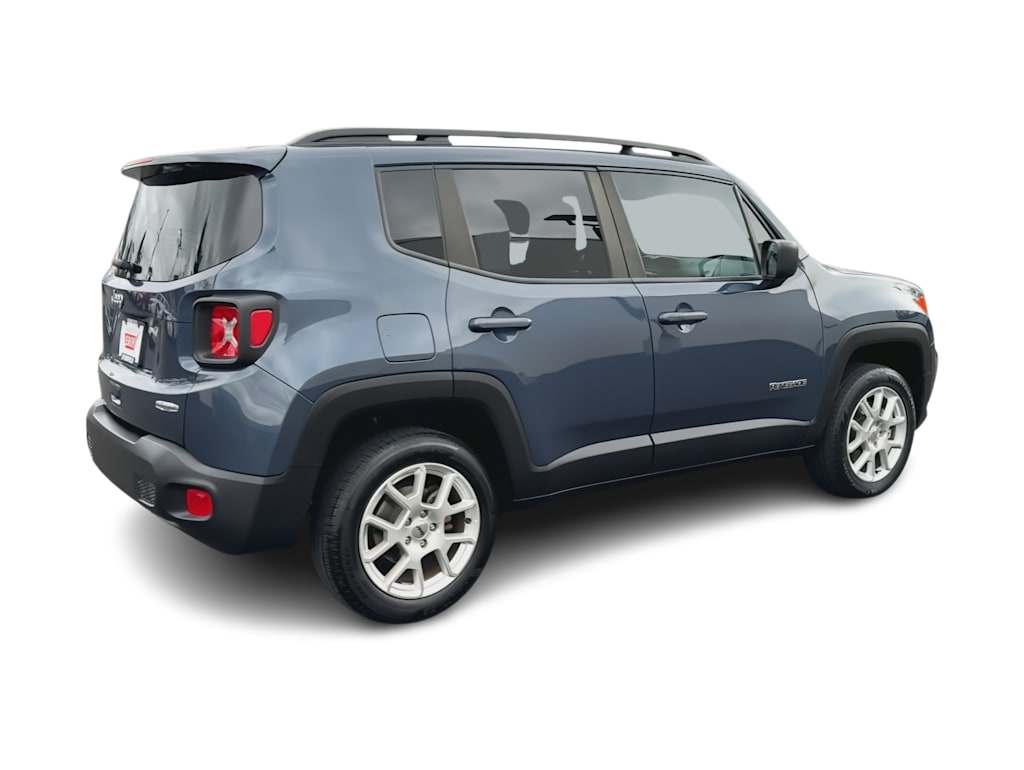 Thumbnail: 2022 Jeep Renegade - 22