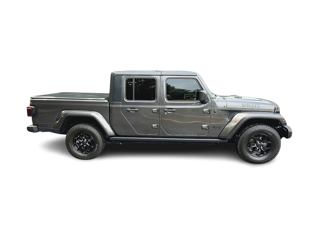 Thumbnail: 2021 Jeep Gladiator - 21