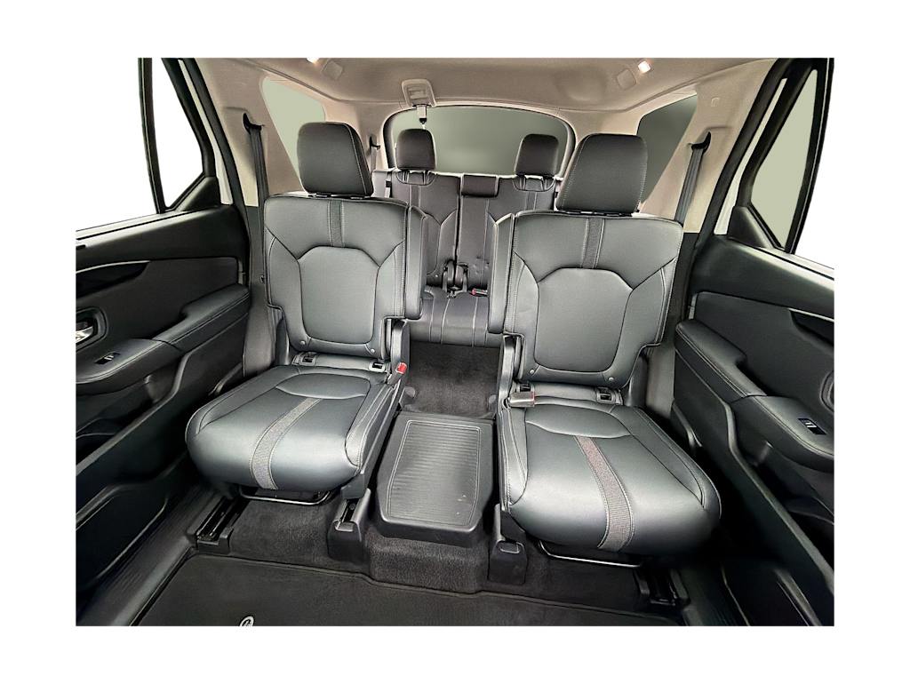 Thumbnail: 2023 Honda Pilot - 16