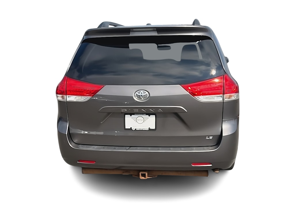 Thumbnail: 2012 Toyota Sienna - 5