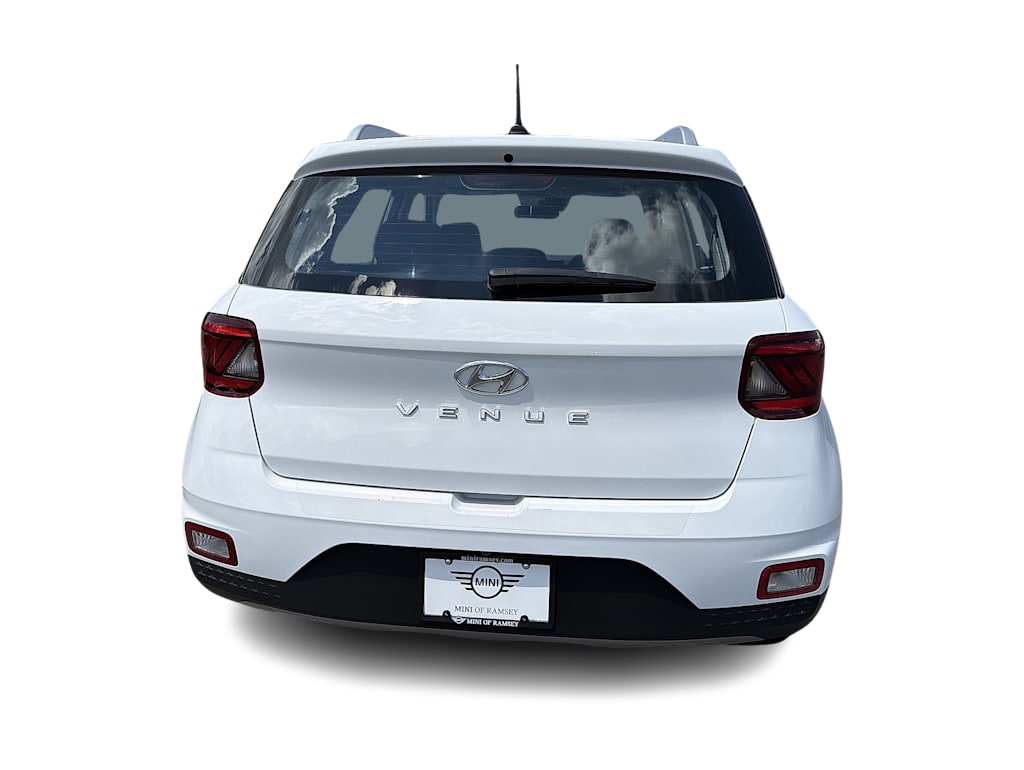Thumbnail: 2023 Hyundai Venue - 5