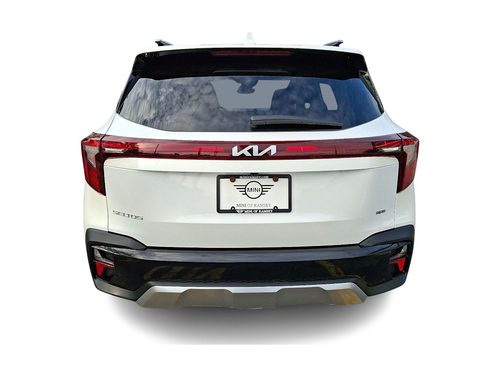 Thumbnail: 2024 Kia Seltos - 3