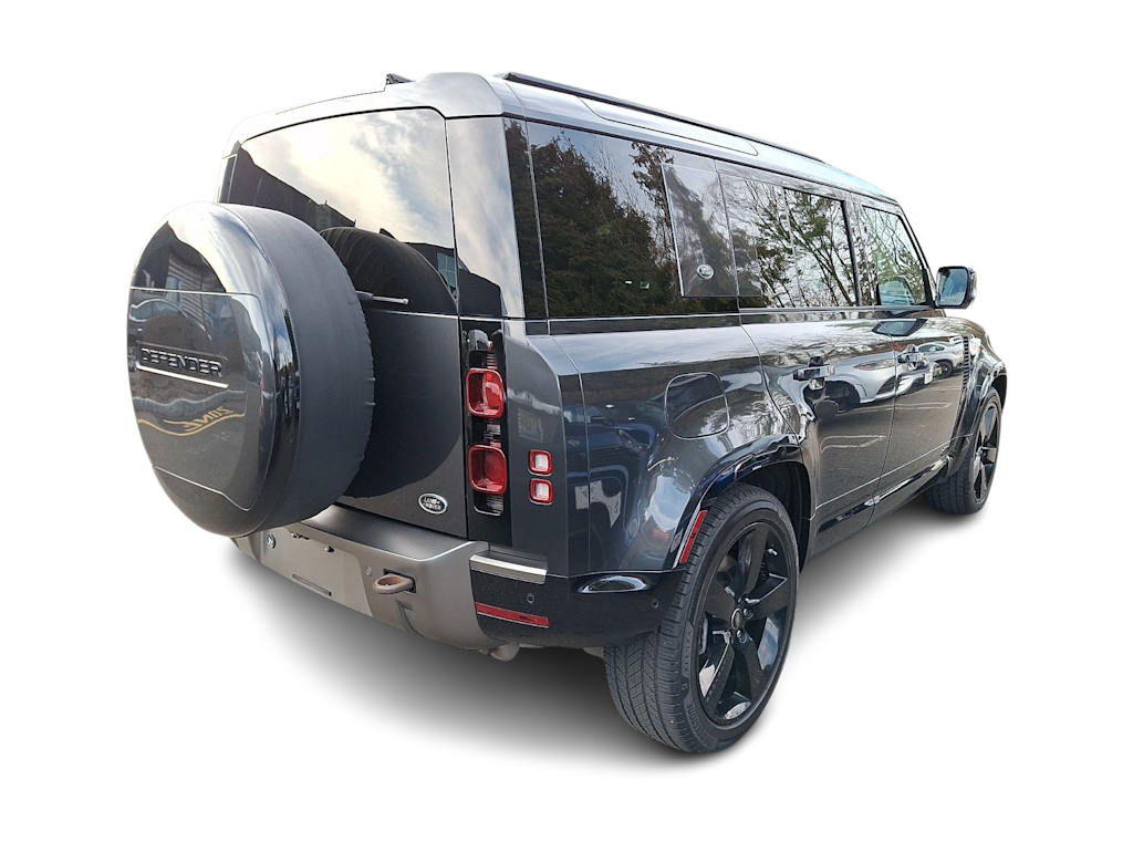Thumbnail: 2021 Land Rover Defender - 14