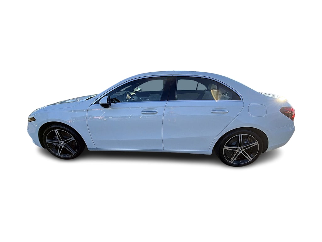 Thumbnail: 2022 Mercedes-Benz A-Class - 22