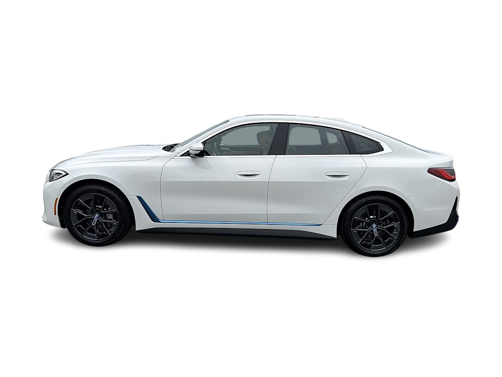 Thumbnail: 2024 BMW i4 - 27