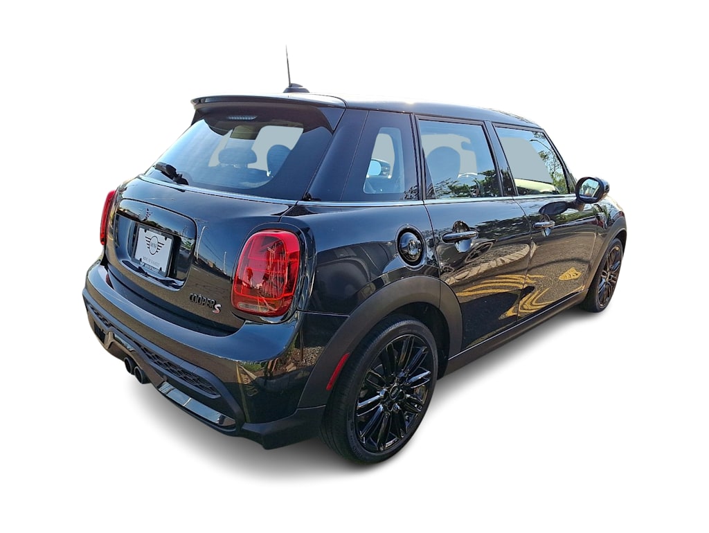 Thumbnail: 2024 MINI Cooper - 16