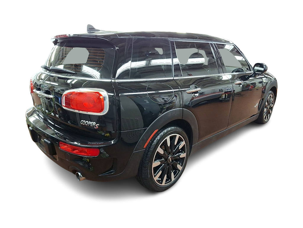 Thumbnail: 2017 MINI Cooper Clubman - 14