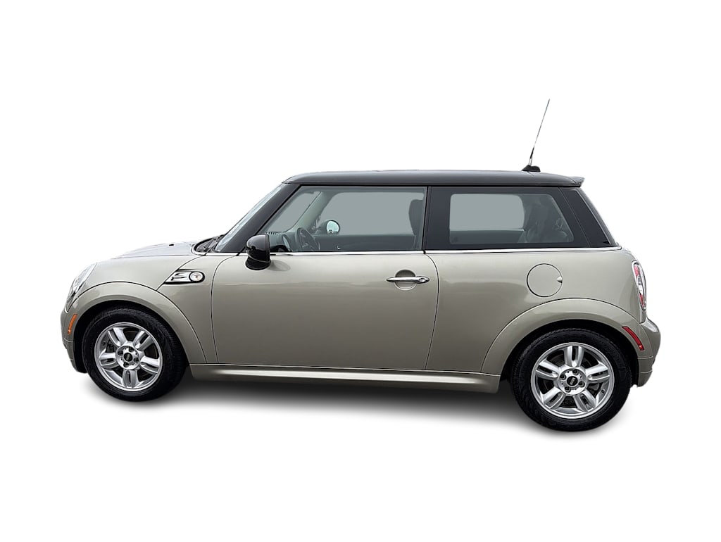 Thumbnail: 2011 MINI Cooper - 24
