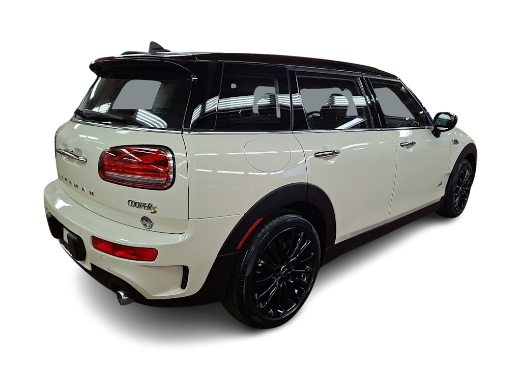 Thumbnail: 2023 MINI Cooper Clubman - 15