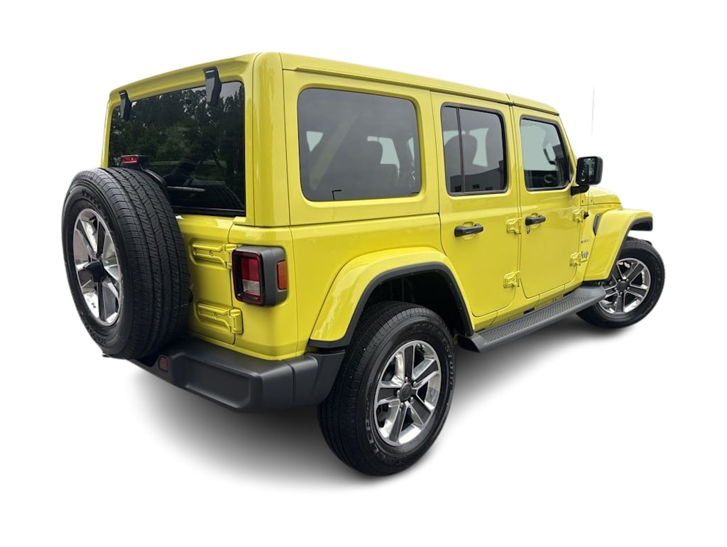 Thumbnail: 2023 Jeep Wrangler - 18