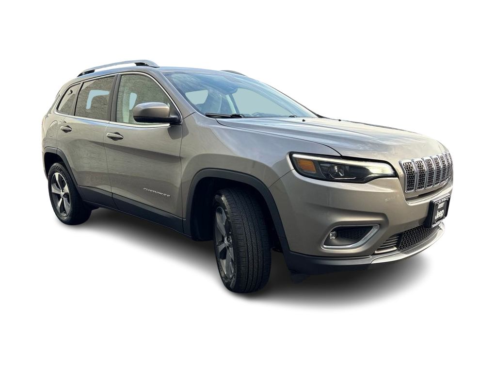 Thumbnail: 2019 Jeep Cherokee - 18