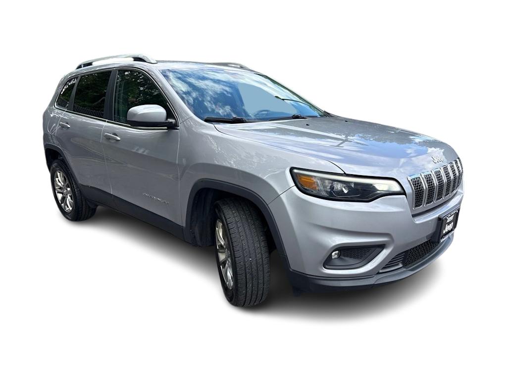 Thumbnail: 2019 Jeep Cherokee - 18