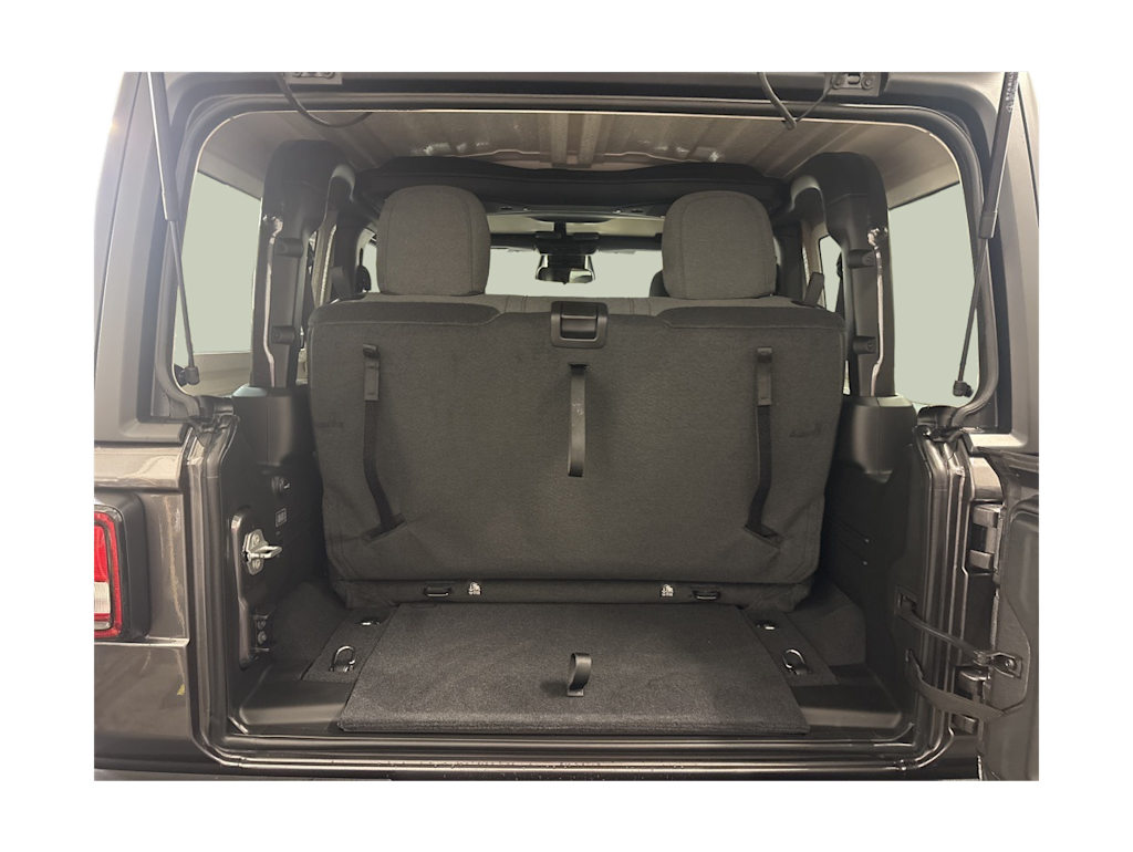 Thumbnail: 2026 Jeep Wrangler - 14