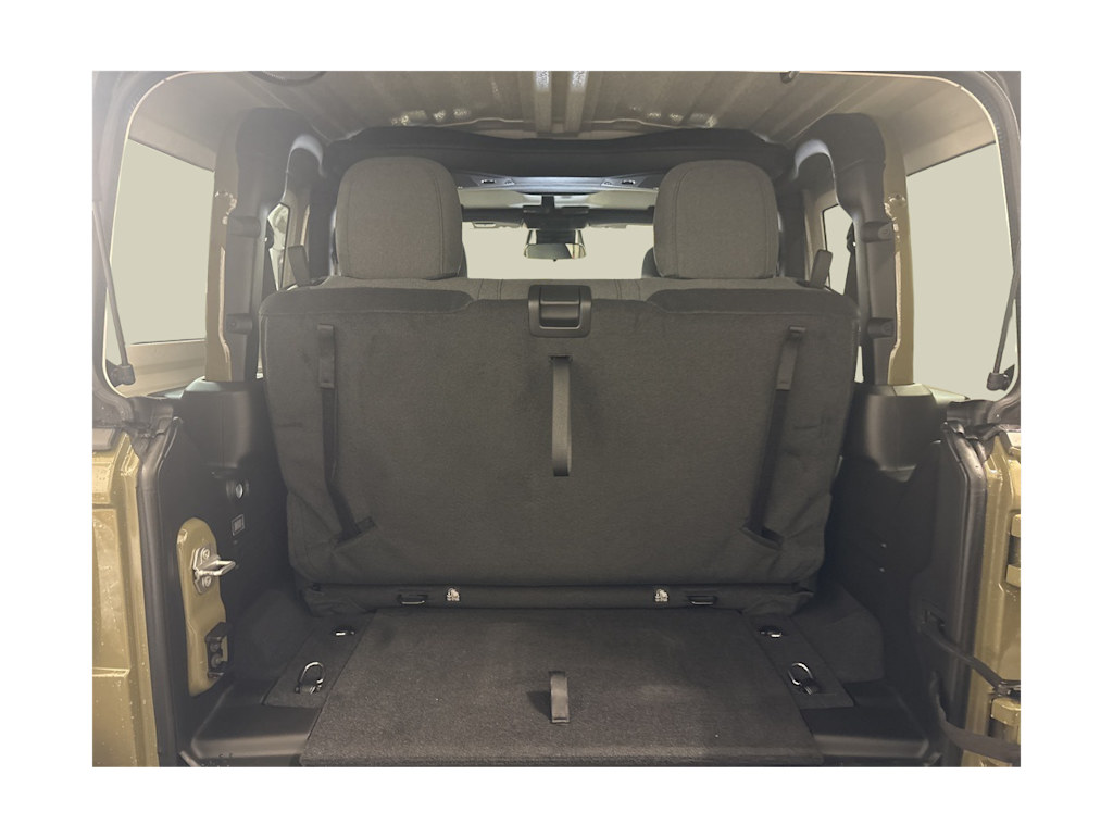 Thumbnail: 2026 Jeep Wrangler - 15