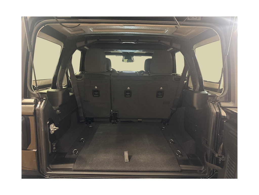 Thumbnail: 2026 Jeep Wrangler - 16