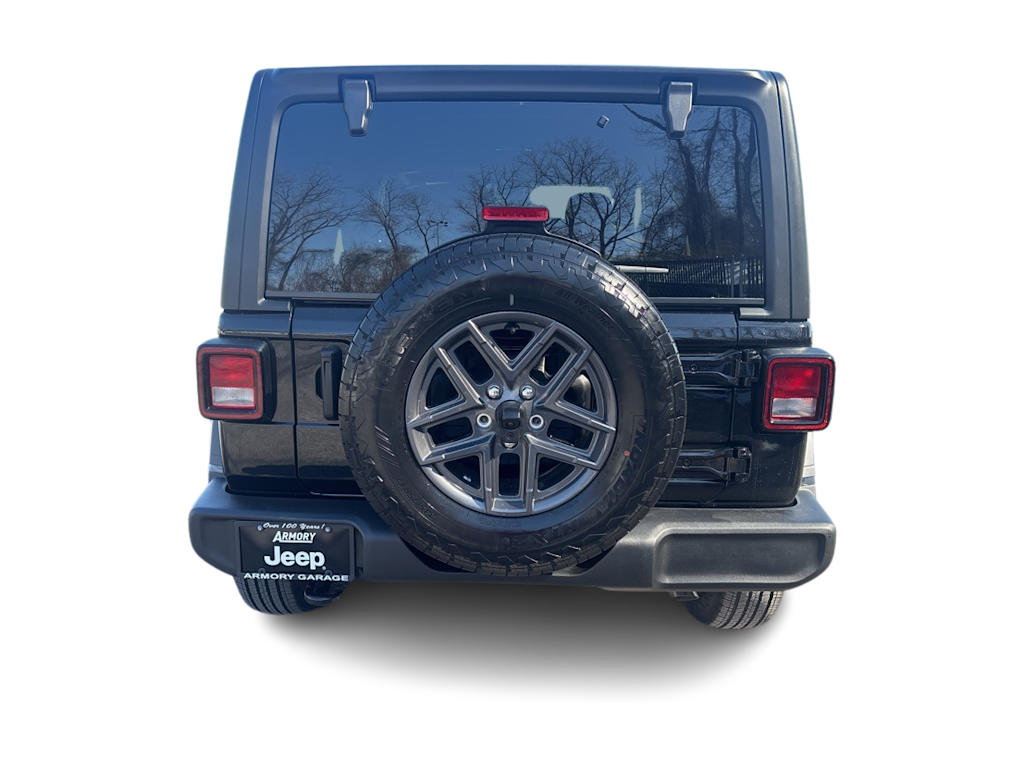 Thumbnail: 2026 Jeep Wrangler - 4