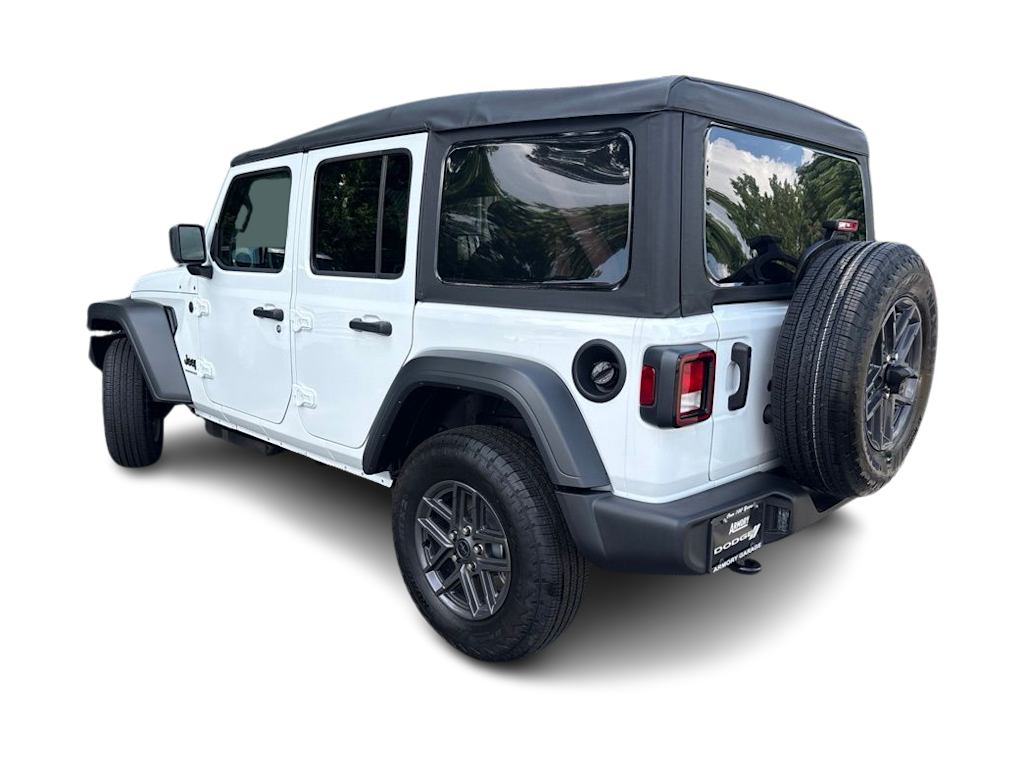 Thumbnail: 2026 Jeep Wrangler - 3