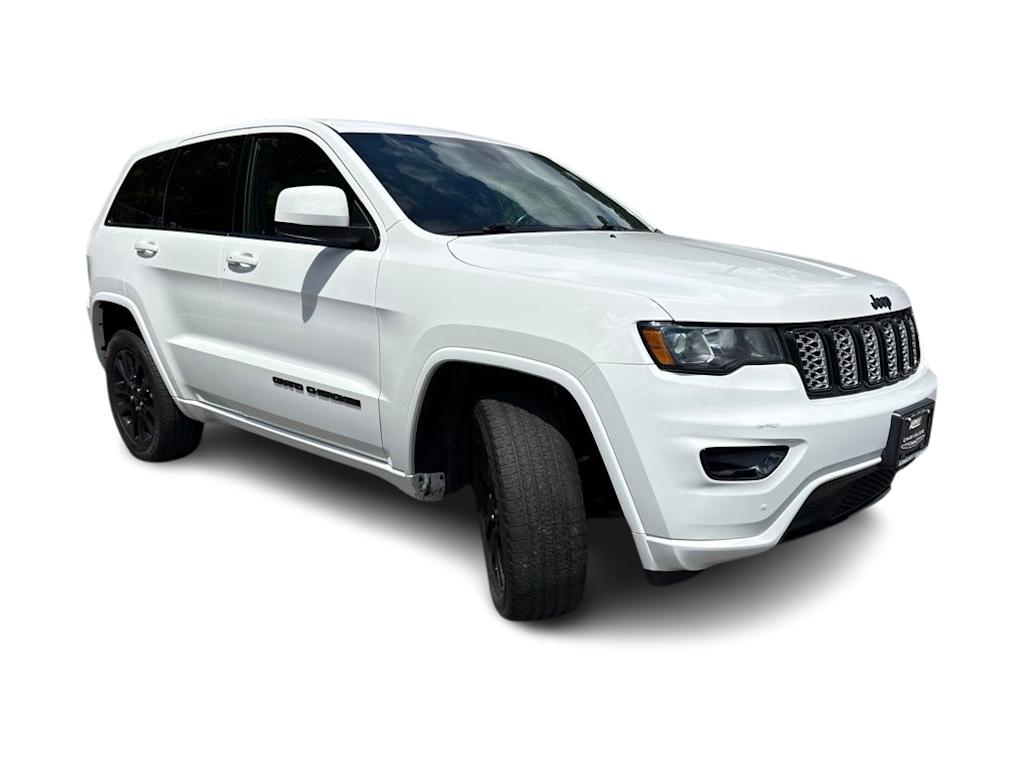 Thumbnail: 2020 Jeep Grand Cherokee - 19