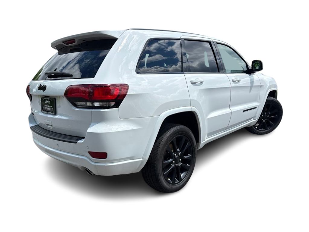 Thumbnail: 2020 Jeep Grand Cherokee - 20