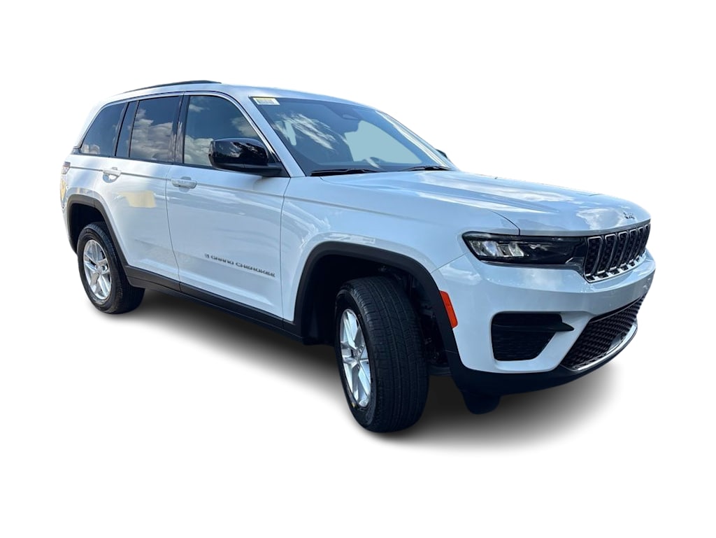 Thumbnail: 2026 Jeep Grand Cherokee - 17