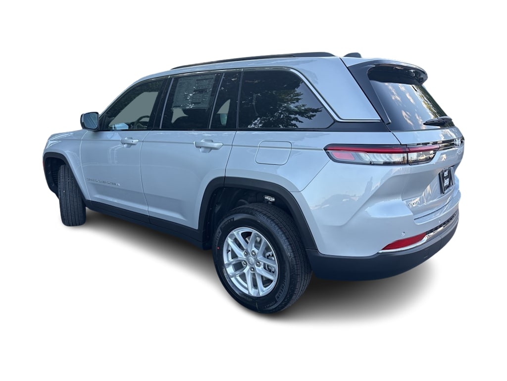 Thumbnail: 2025 Jeep Grand Cherokee - 3