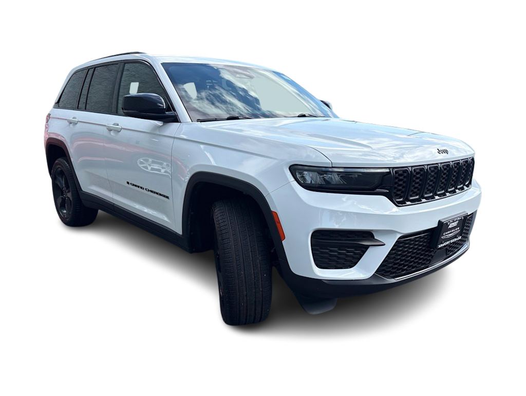 Thumbnail: 2024 Jeep Grand Cherokee - 17