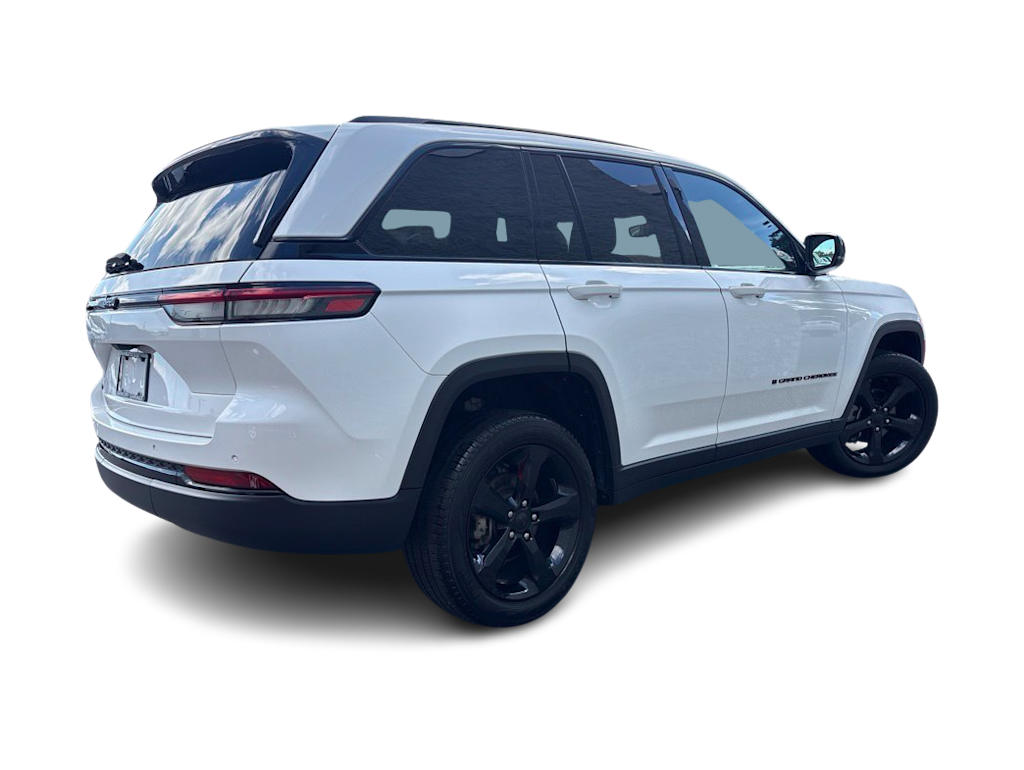 Thumbnail: 2024 Jeep Grand Cherokee - 18