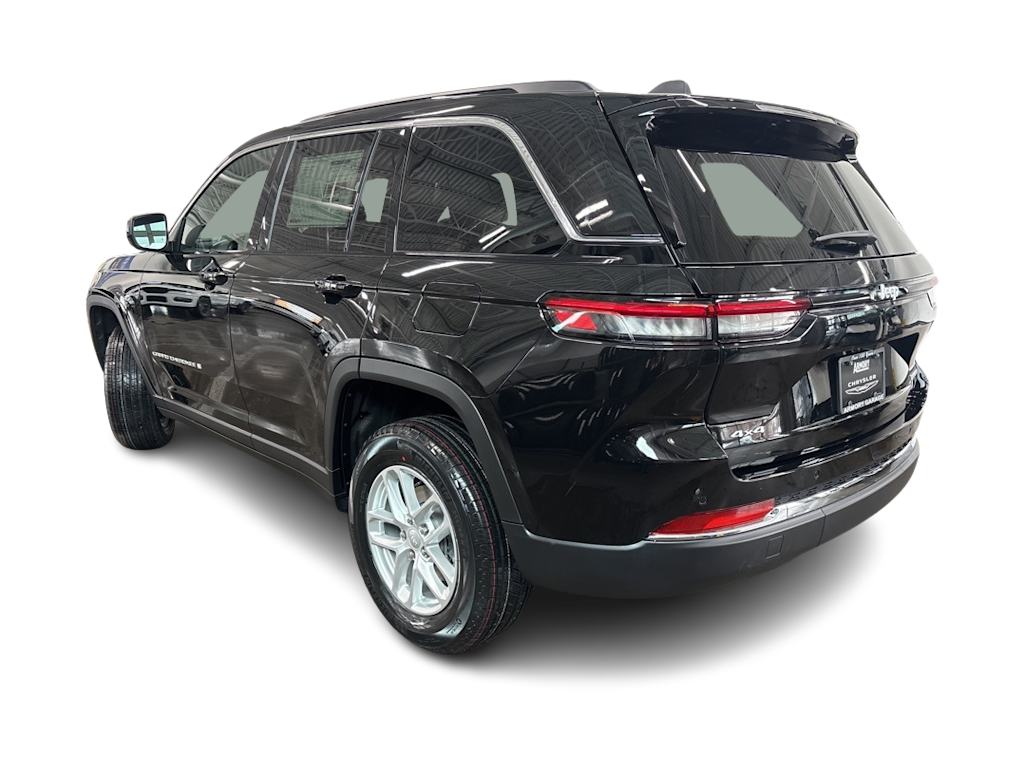 Thumbnail: 2026 Jeep Grand Cherokee - 3