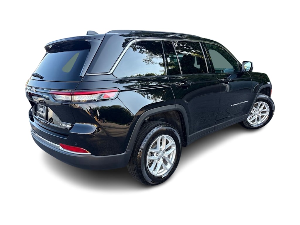 Thumbnail: 2026 Jeep Grand Cherokee - 20
