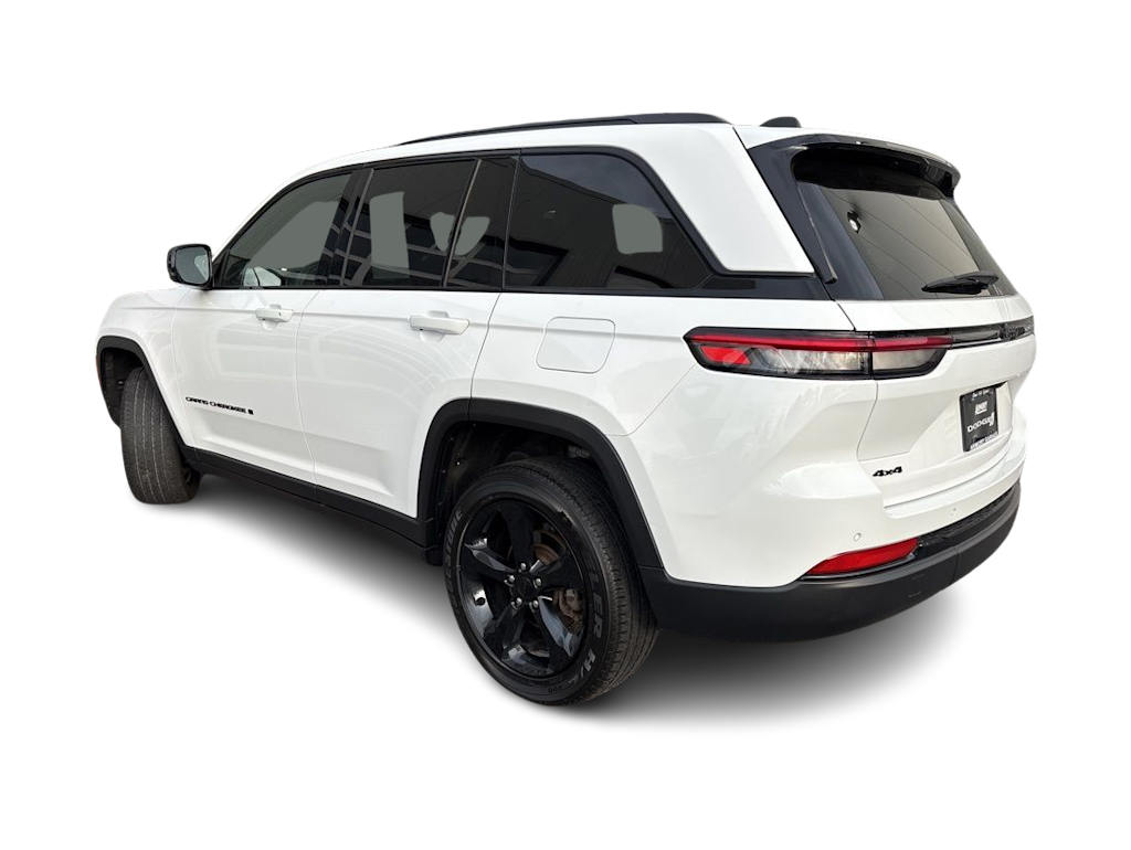 Thumbnail: 2023 Jeep Grand Cherokee - 3