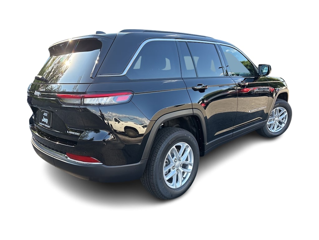 Thumbnail: 2025 Jeep Grand Cherokee - 15