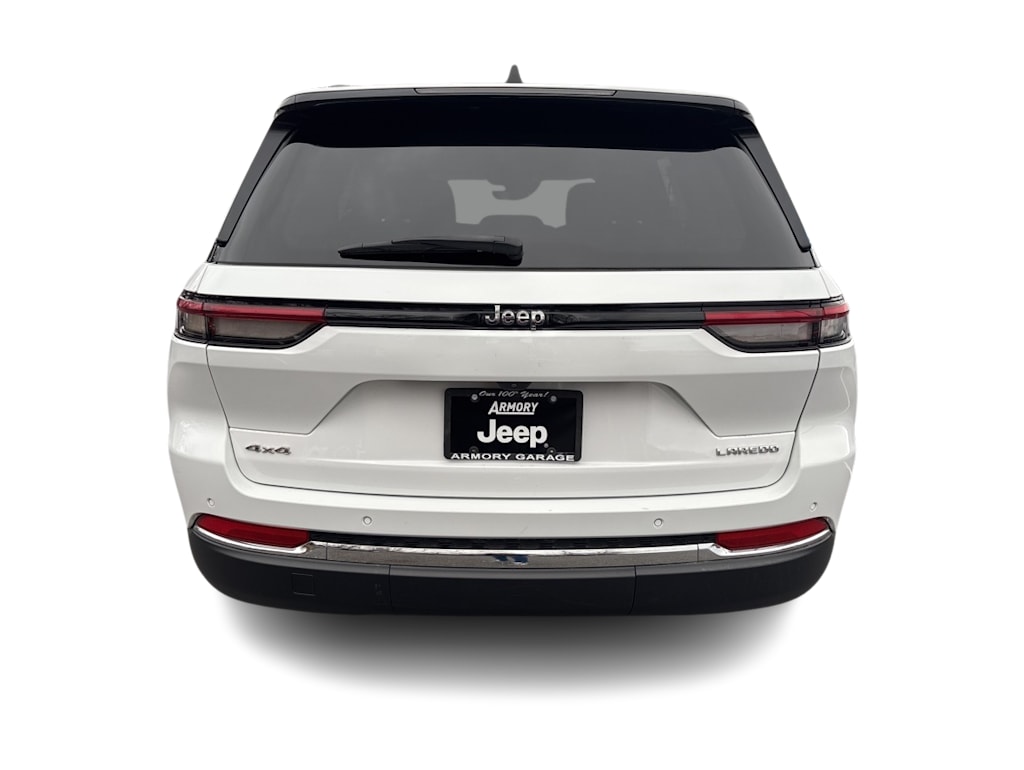 2023 Jeep Grand Cherokee Laredo 4