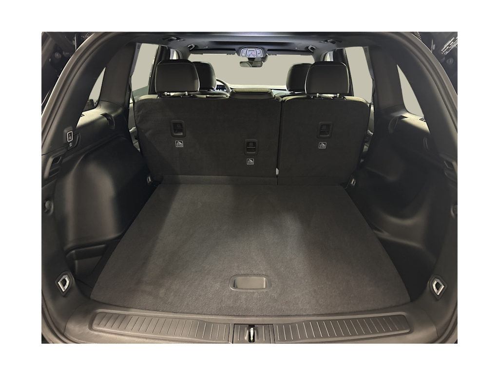 Thumbnail: 2026 Jeep Grand Cherokee - 14