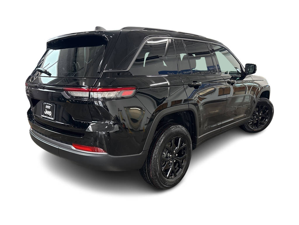 Thumbnail: 2026 Jeep Grand Cherokee - 18