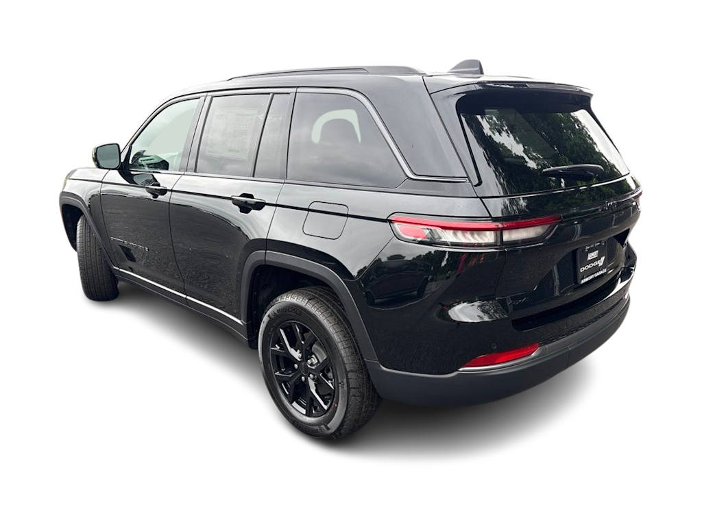 Thumbnail: 2026 Jeep Grand Cherokee - 3