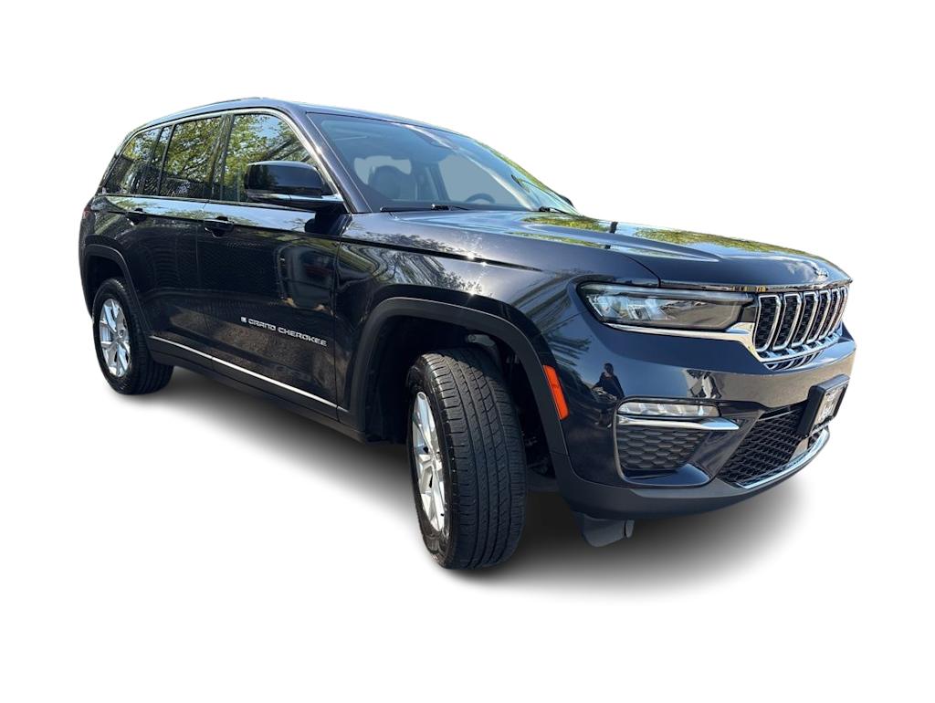 Thumbnail: 2023 Jeep Grand Cherokee - 18