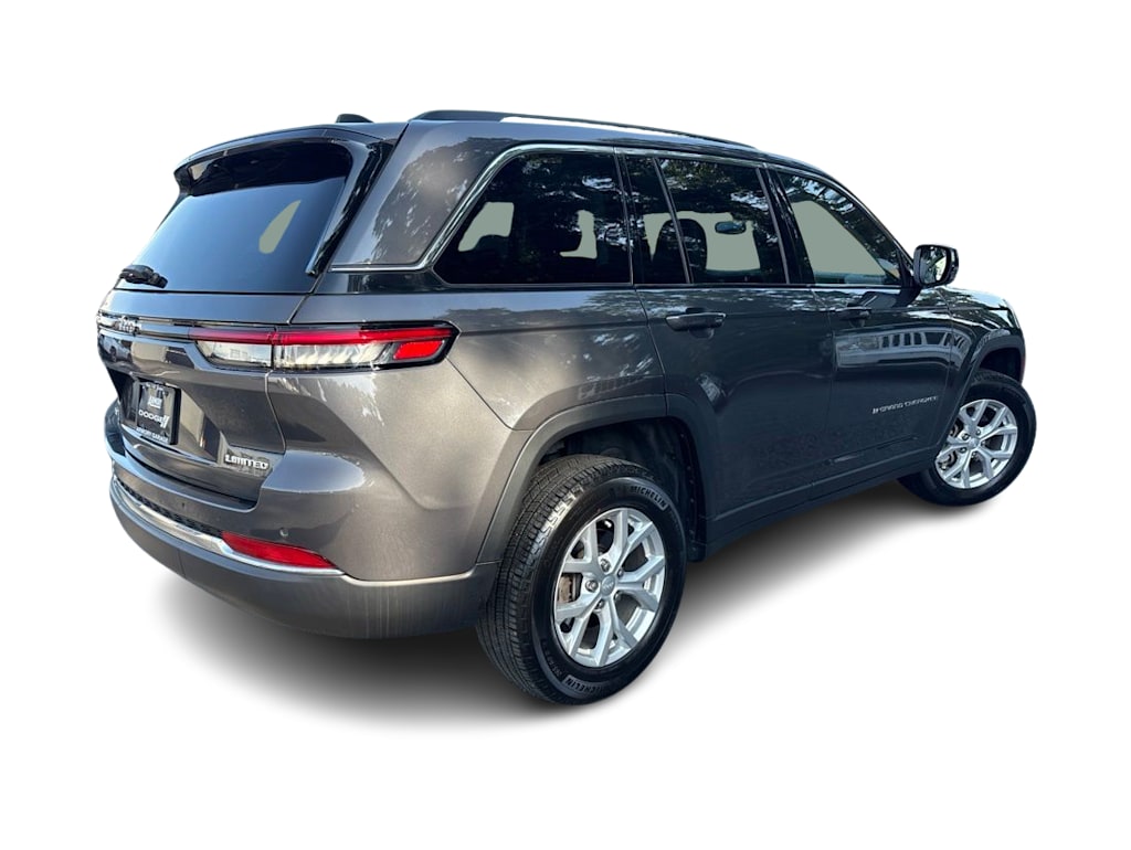 Thumbnail: 2023 Jeep Grand Cherokee - 18