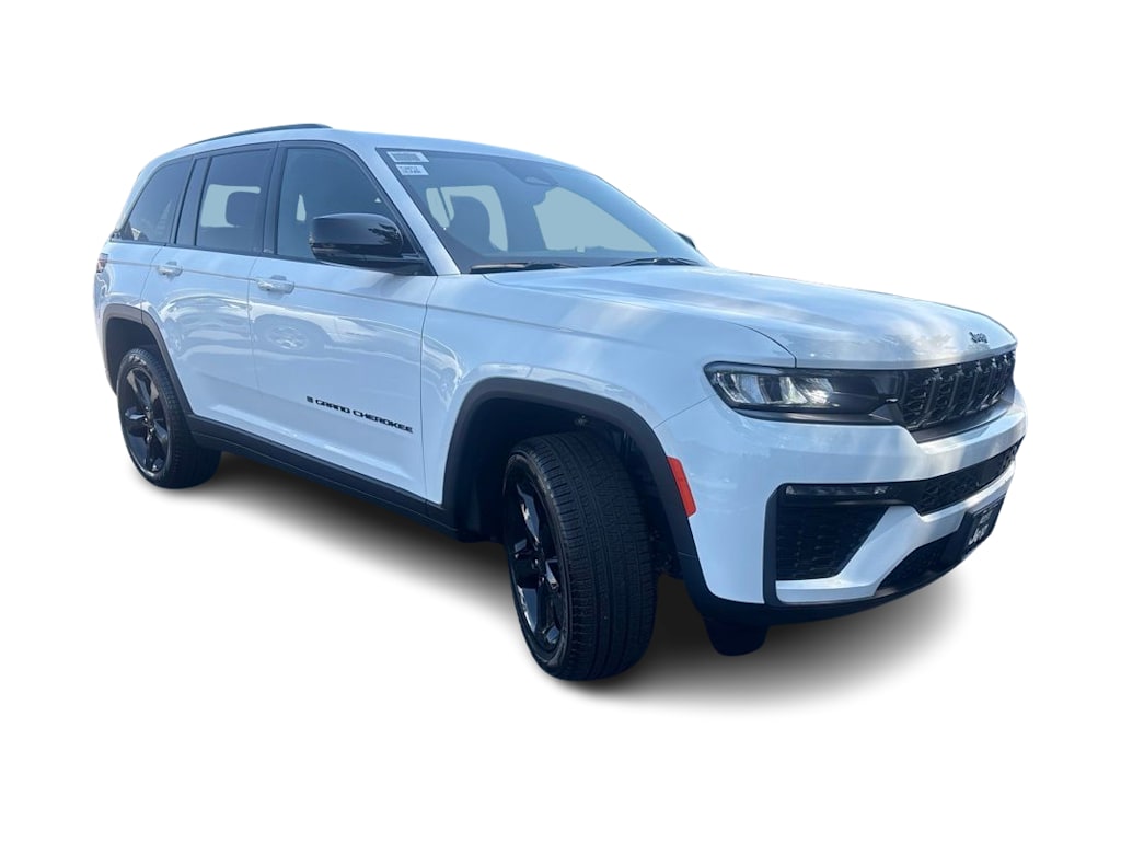 Thumbnail: 2026 Jeep Grand Cherokee - 16