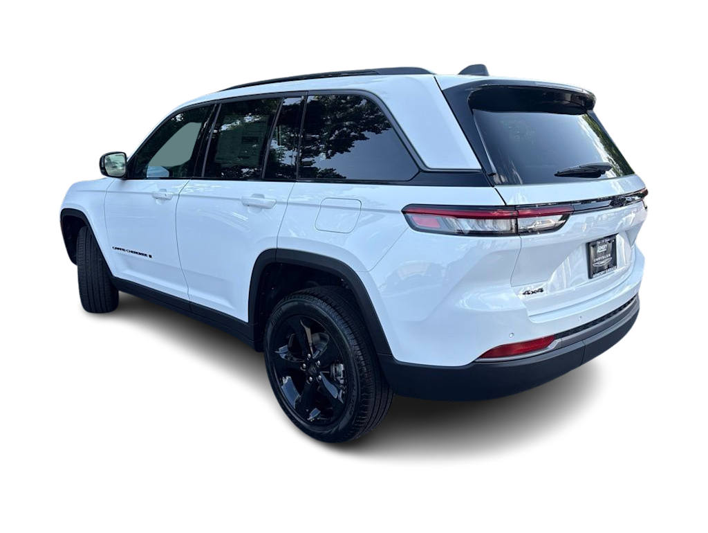 Thumbnail: 2026 Jeep Grand Cherokee - 3