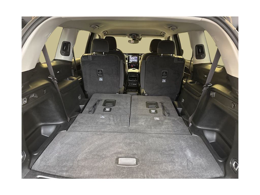 Thumbnail: 2021 Jeep Grand Cherokee L - 37