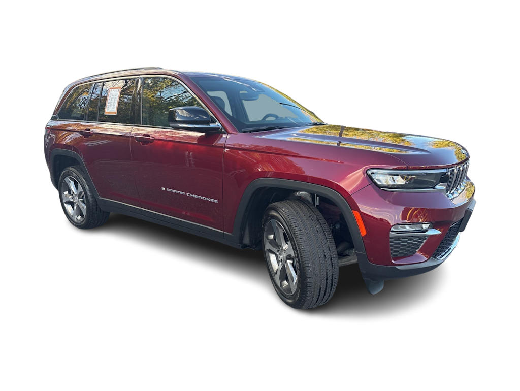 Thumbnail: 2024 Jeep Grand Cherokee - 19