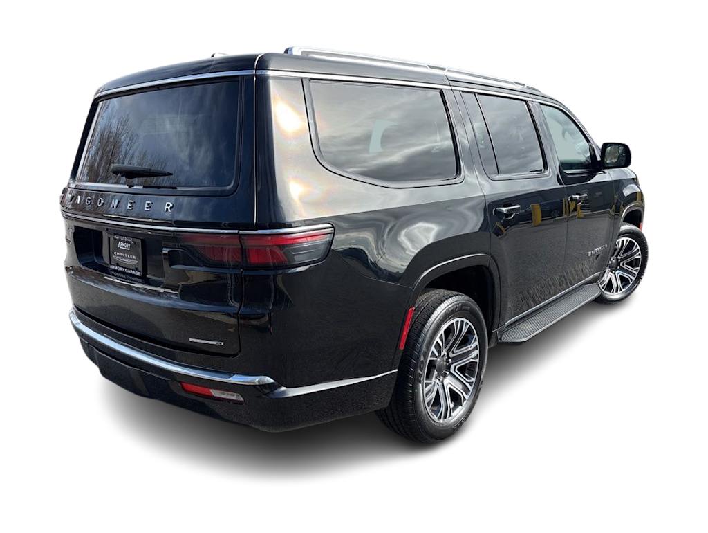 Thumbnail: 2024 Jeep Wagoneer - 19