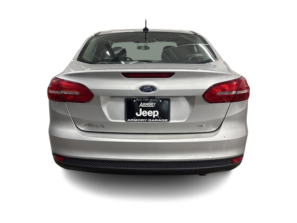 Thumbnail: 2017 Ford Focus - 4