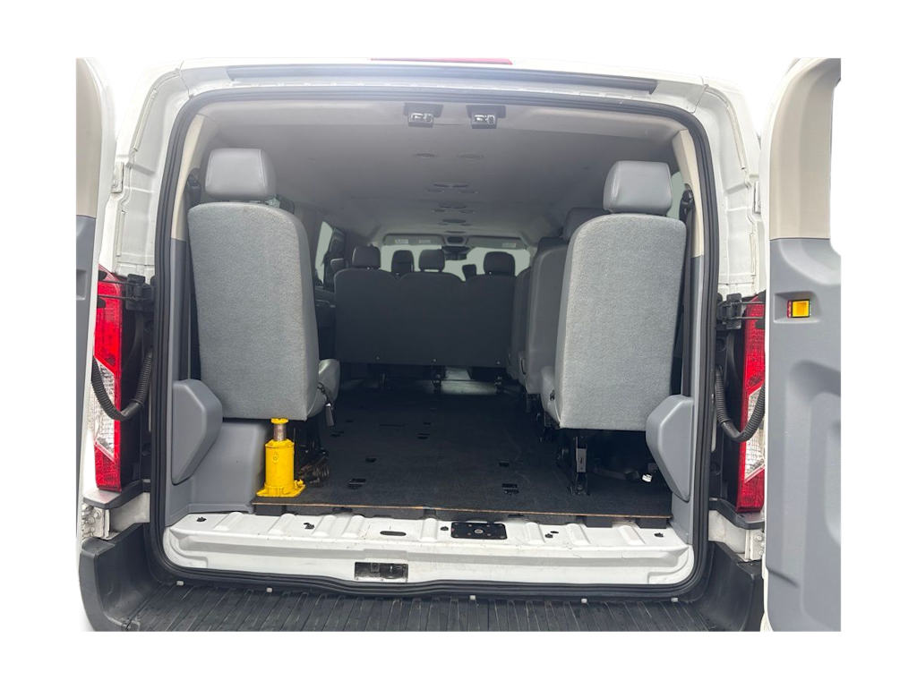 Thumbnail: 2017 Ford Transit Series - 14