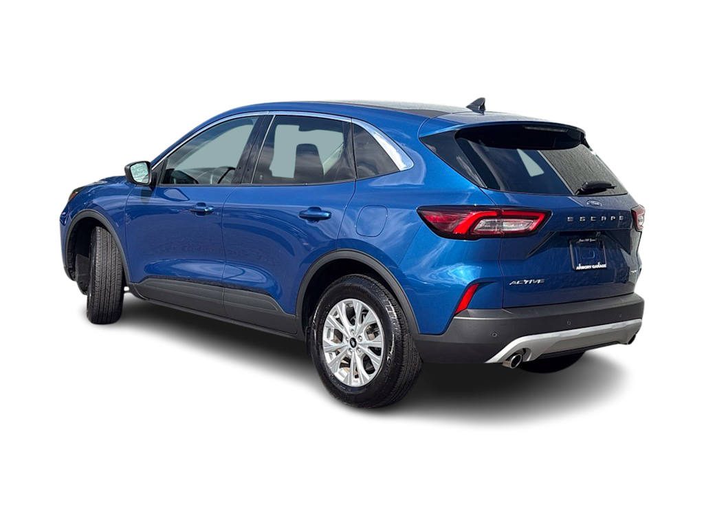 Thumbnail: 2023 Ford Escape - 3