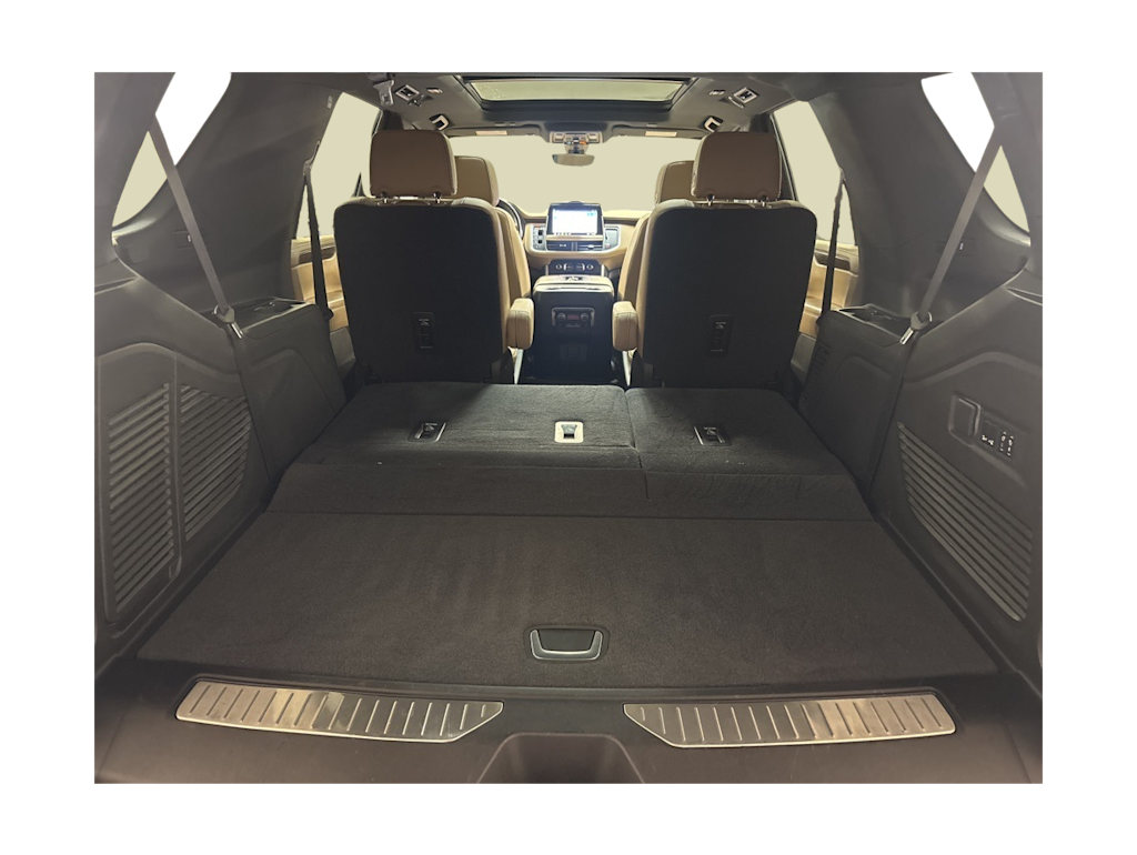 Thumbnail: 2021 Chevrolet Tahoe - 35