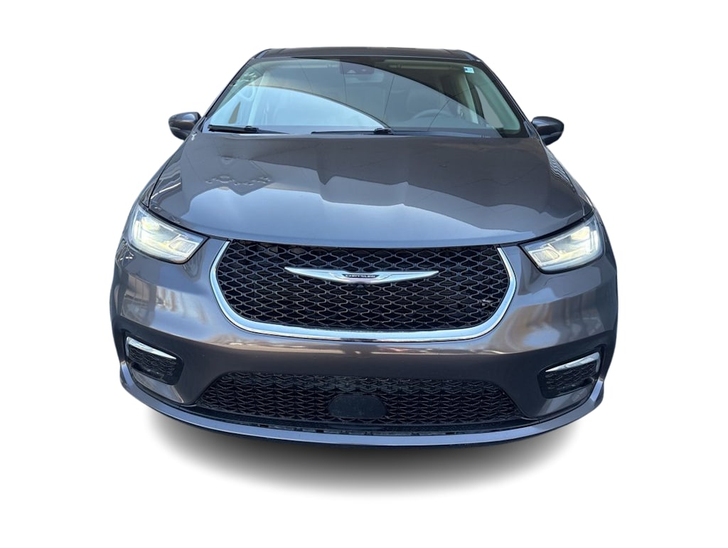Thumbnail: 2023 Chrysler Pacifica - 5