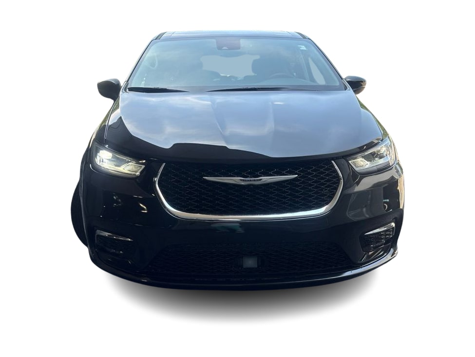 Thumbnail: 2023 Chrysler Pacifica - 5