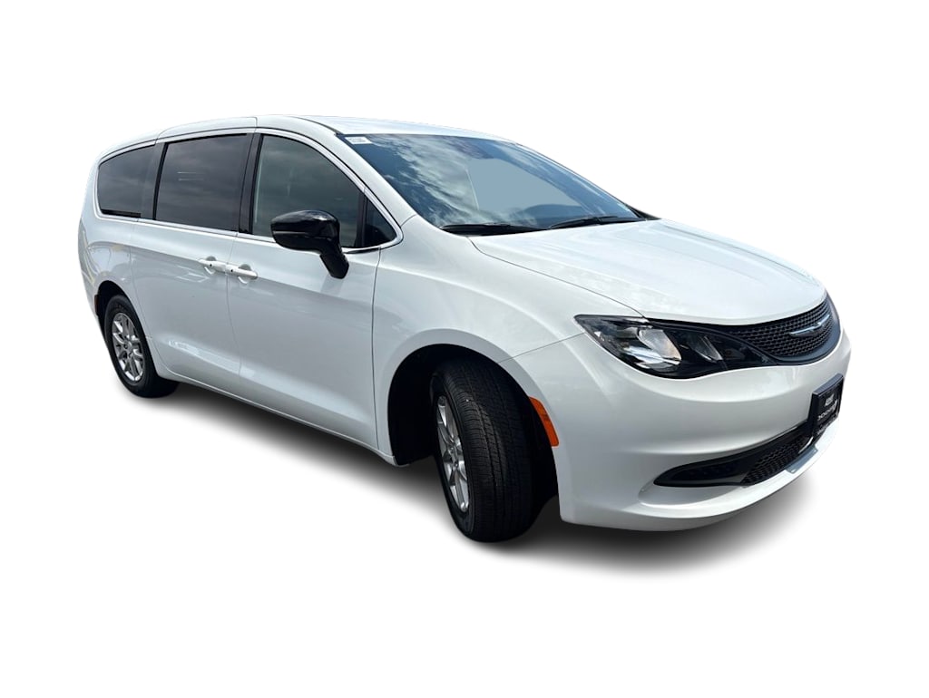 Thumbnail: 2027 Chrysler Pacifica - 18