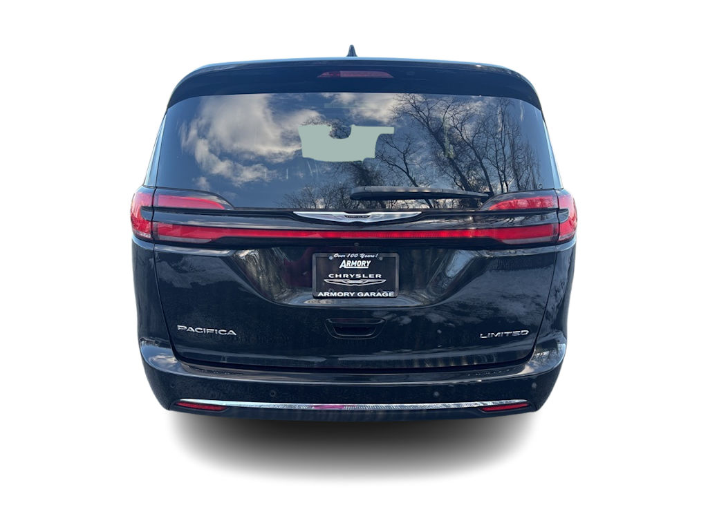 Thumbnail: 2023 Chrysler Pacifica - 4